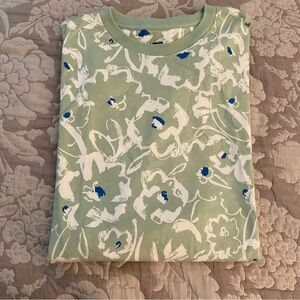 Green, white and blue floral print t-shirt from LCKR size xl
New with tags